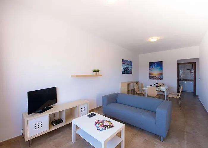 Ambar - Plusholidays Ifach