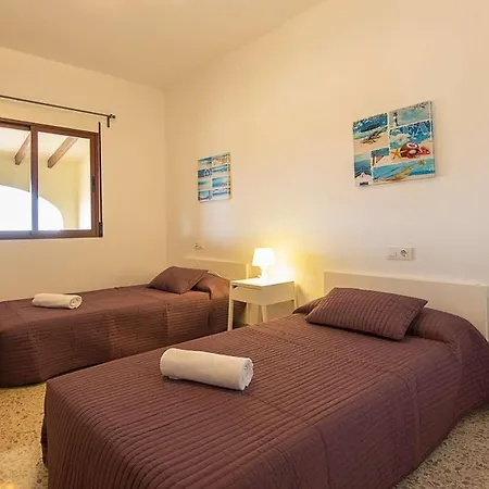 Ambar - Plusholidays * Ifach